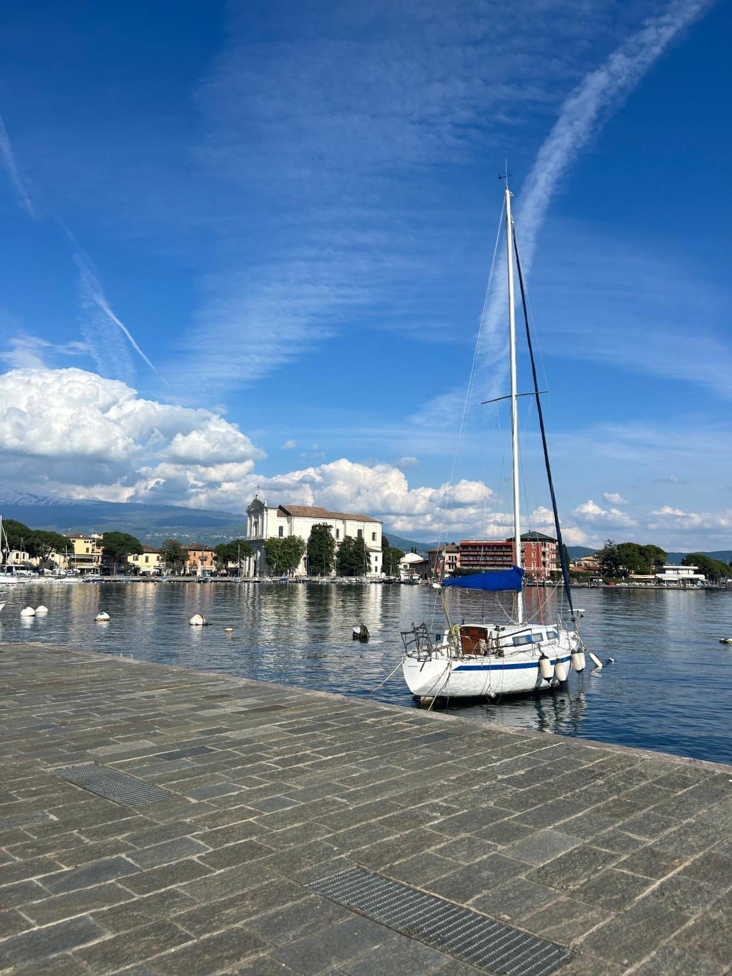 Appartamento Lido 'With Parking Space Included' Тосколано-Мадерно Екстер'єр фото