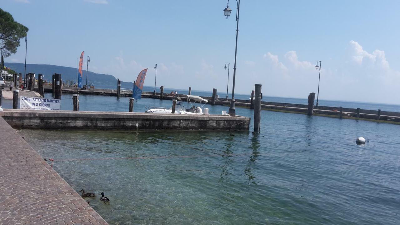 Appartamento Lido 'With Parking Space Included' Тосколано-Мадерно Екстер'єр фото