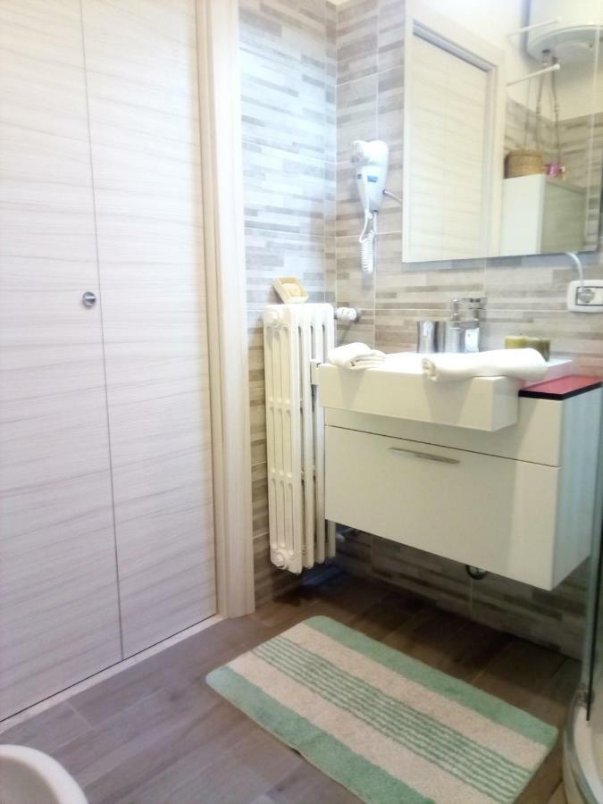 Appartamento Lido 'With Parking Space Included' Тосколано-Мадерно Екстер'єр фото